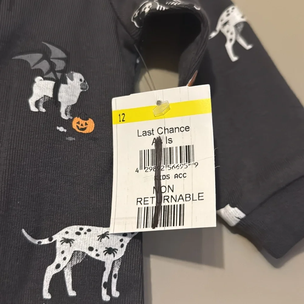 NWT- petit lem Howl-oween Print on Asphalt Sleeper